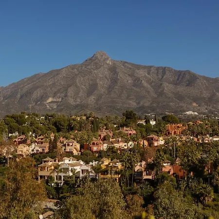 With Large Terrace, Swimming Pool And Areas, Next To Puerto Banus Apartment Marbella